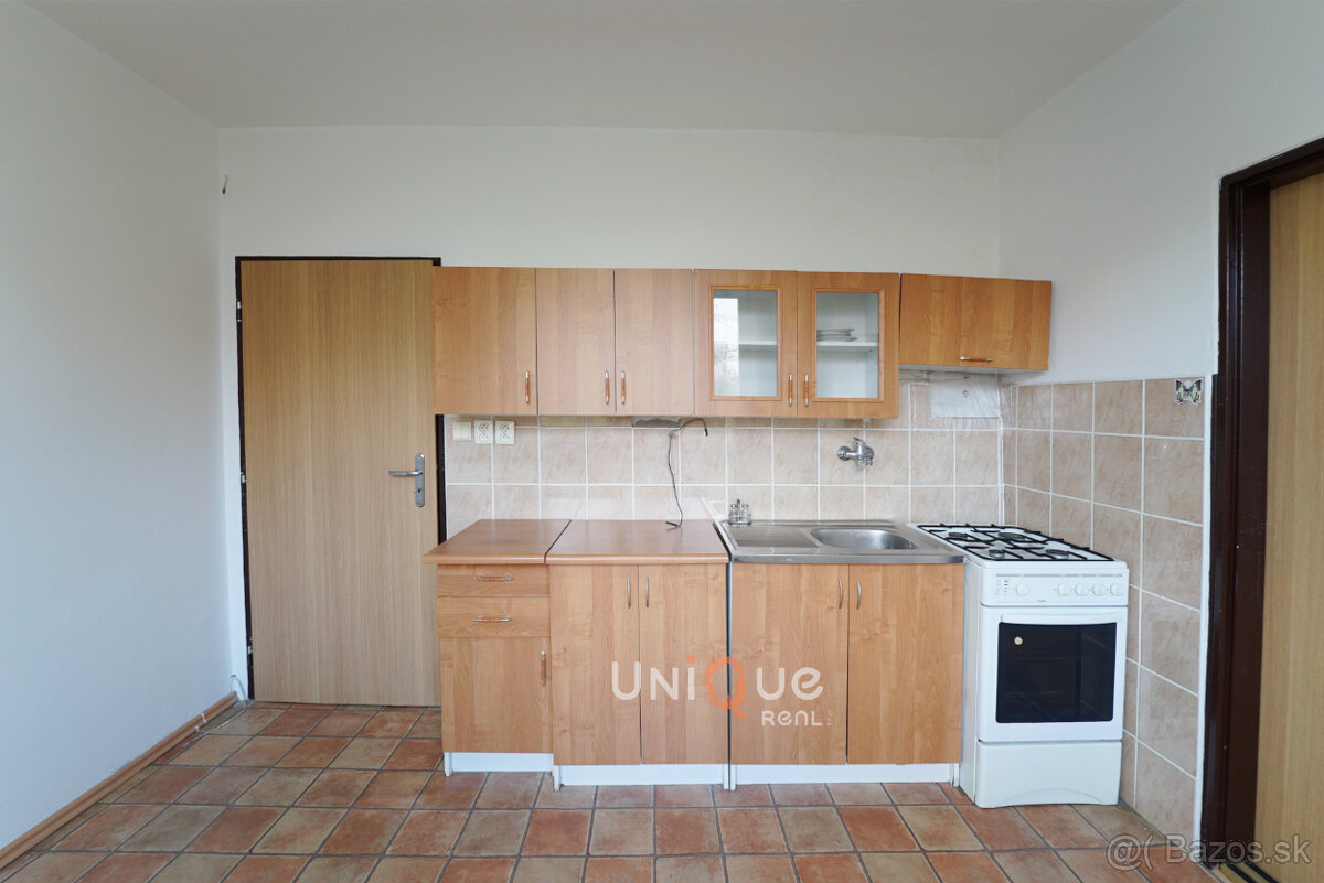 Na predaj priestranný 1-izbový byt – Eötvösova ul, Komárno - 2