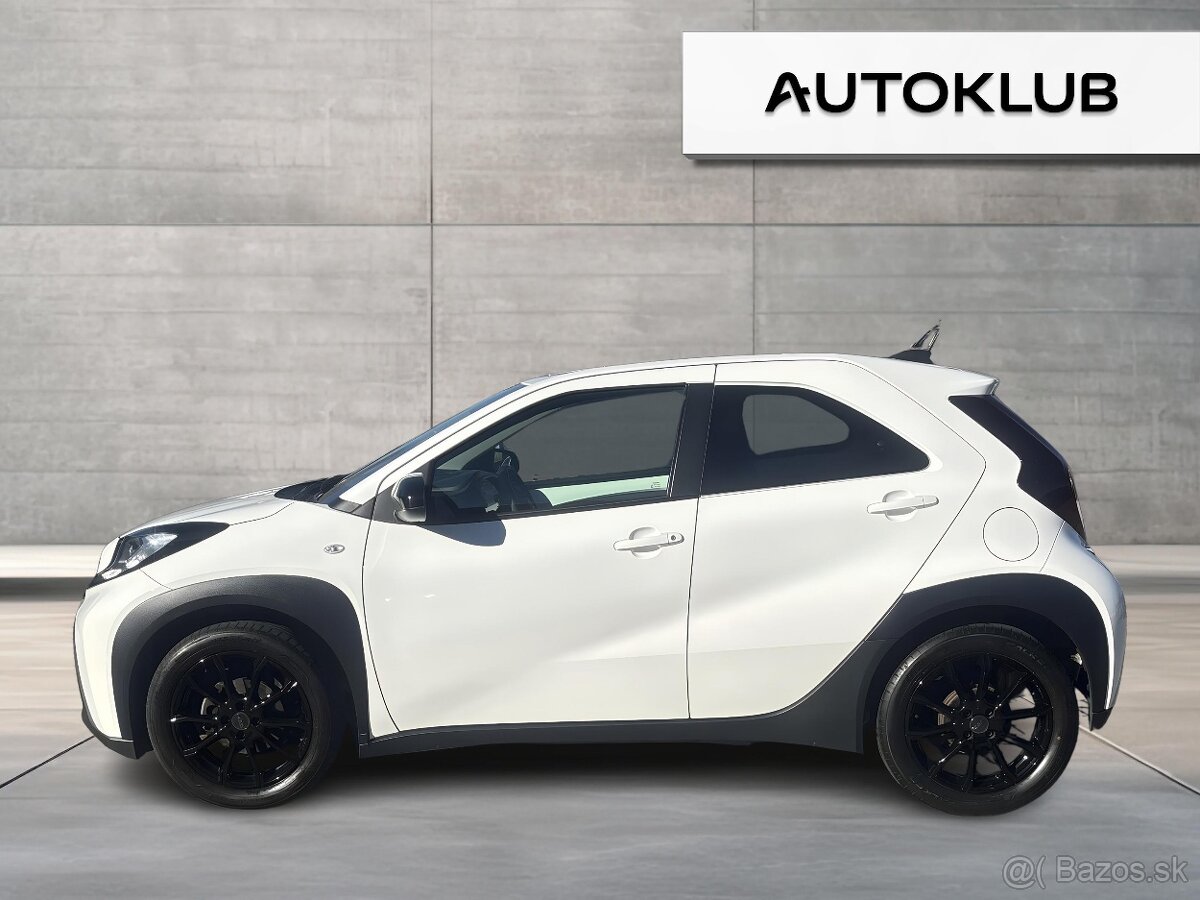 Toyota Aygo X TOYOTA Aygo X - 1.0 VVT-i Comfort 5 MT - 2