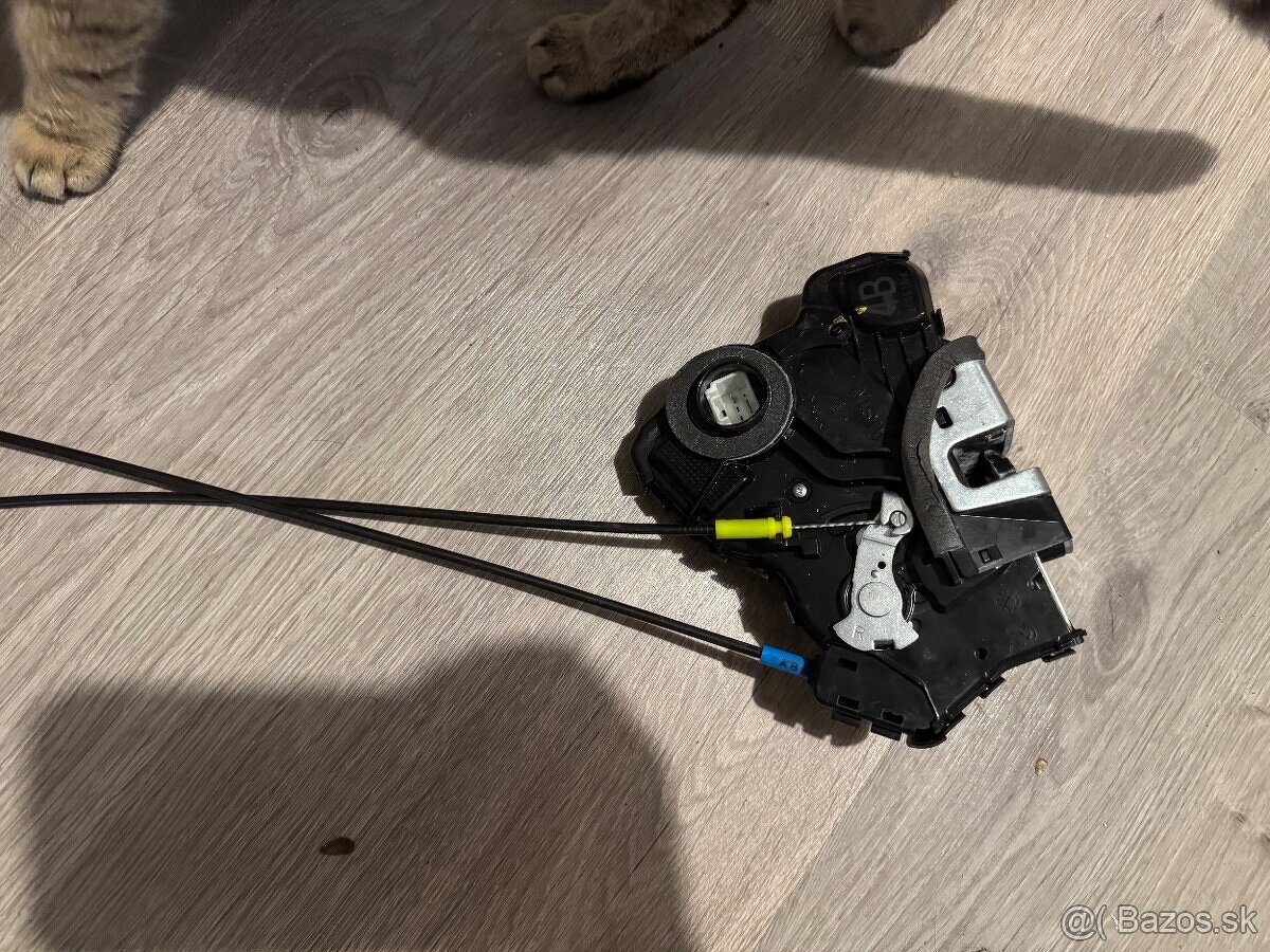 Zámok PP Toyota Auris 2 A084219 - 2
