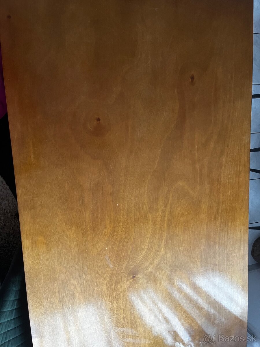 Jedálenský stôl - 2