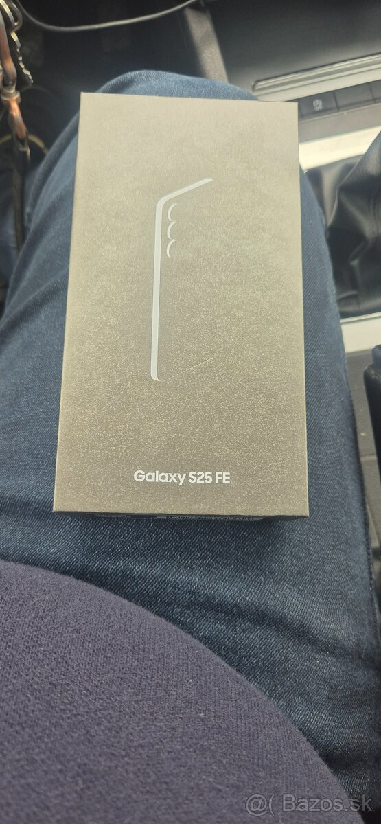 Predám Samsung S25 fe 8GB 128GB - 2
