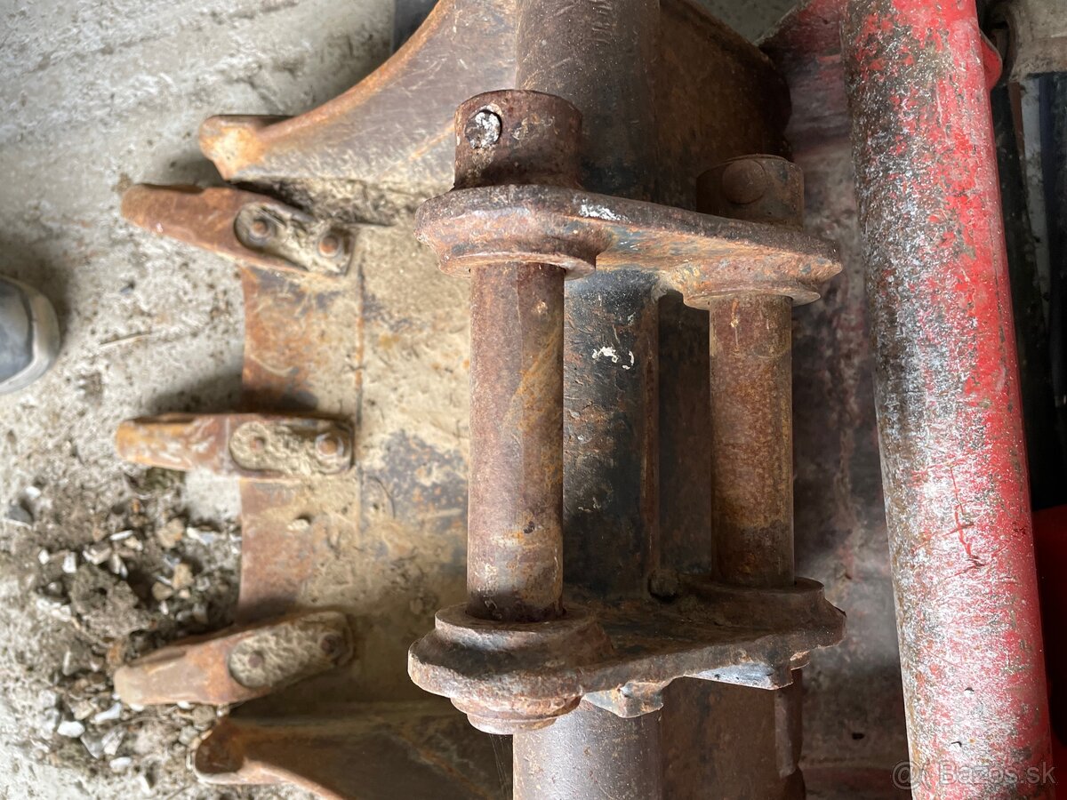 Lyžice na minibager s rychloupinakom - 2