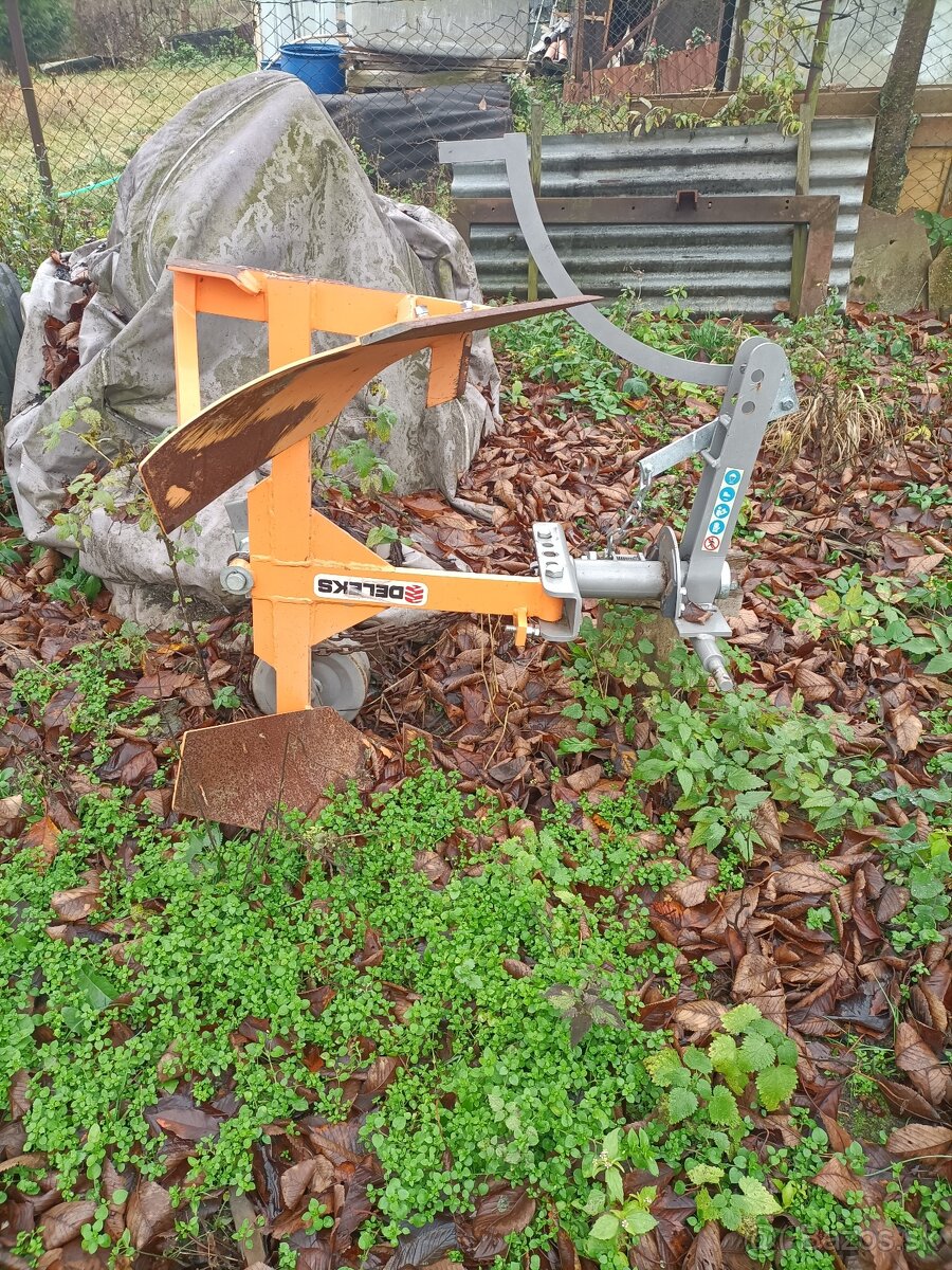 Pluh, mlčovač. - 2