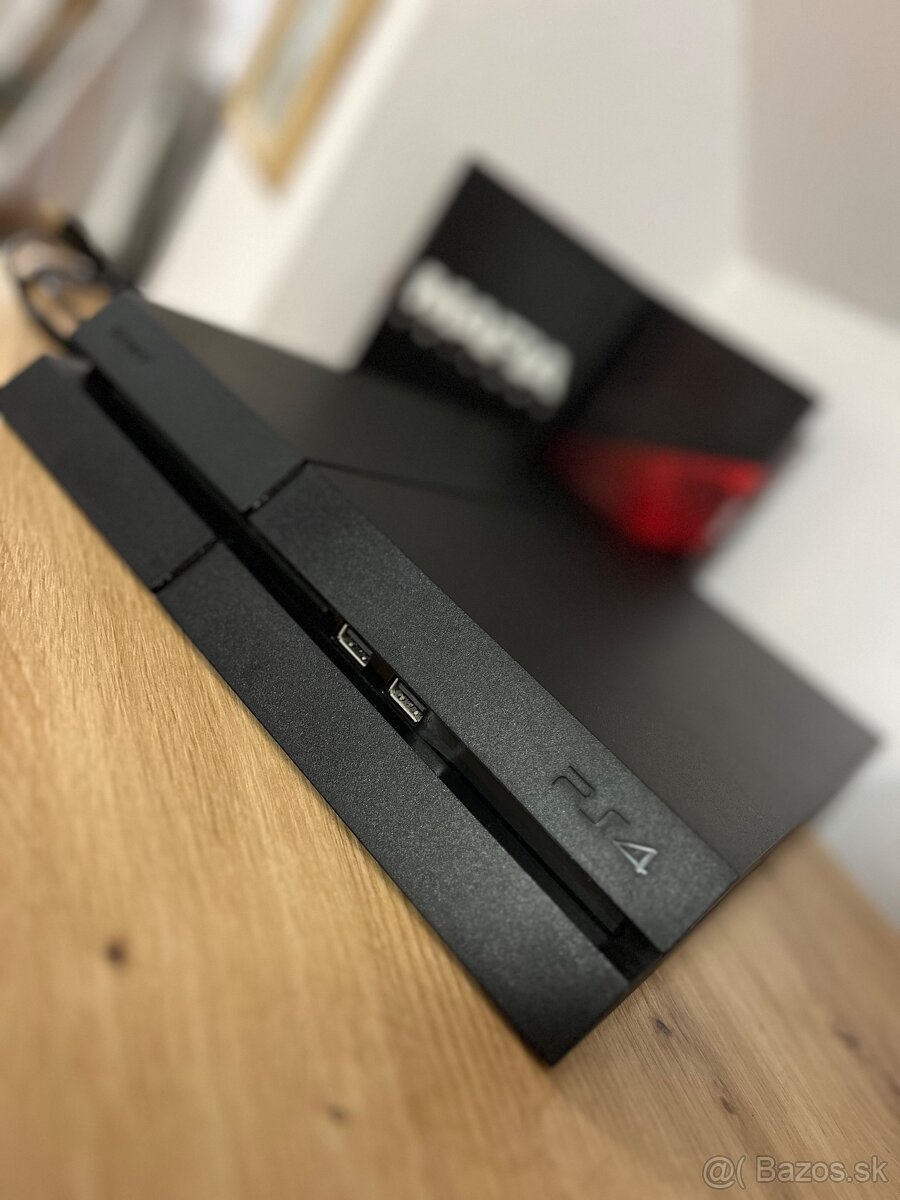 PLAYSTATION 4 500GB (top stav) - 2