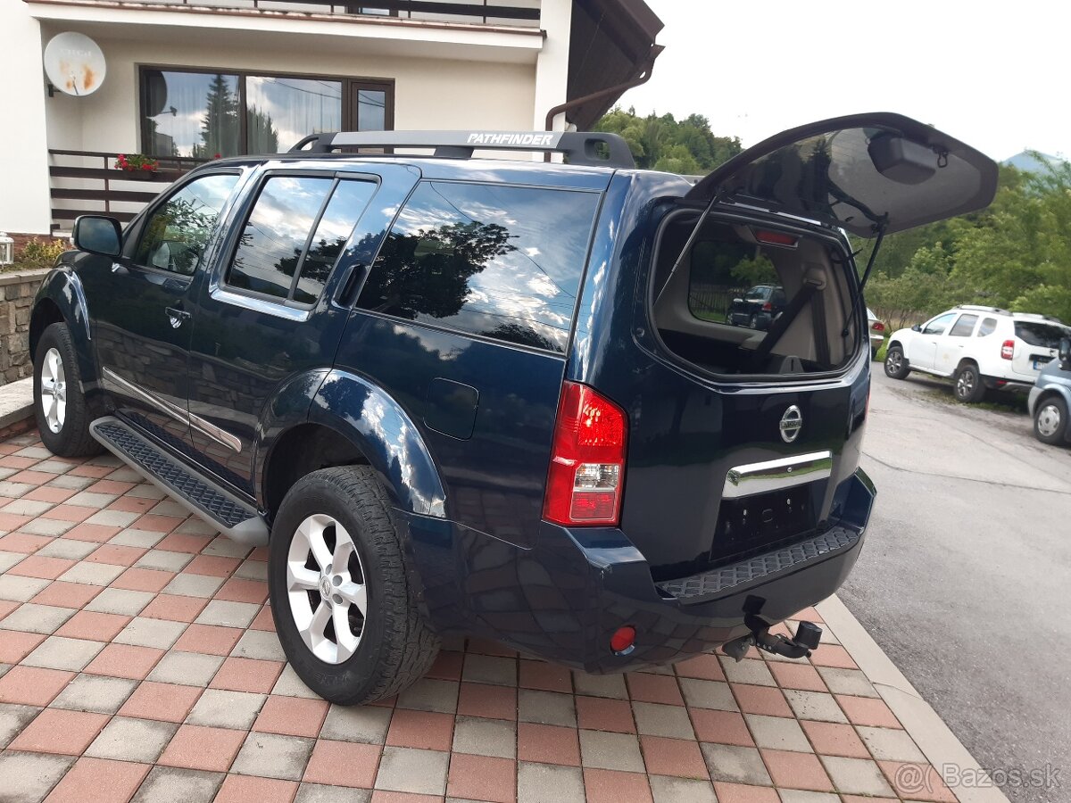 Nissan pathfinder 2.5dti,7miestne - 2