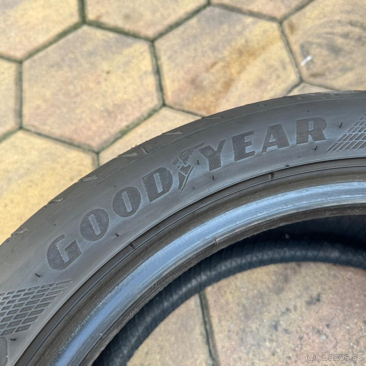 Letné pneu.225/45R17 - 2