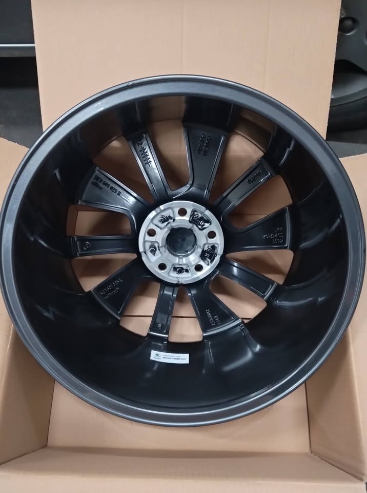 18" alu BRAGA originál ŠKODA. - 2