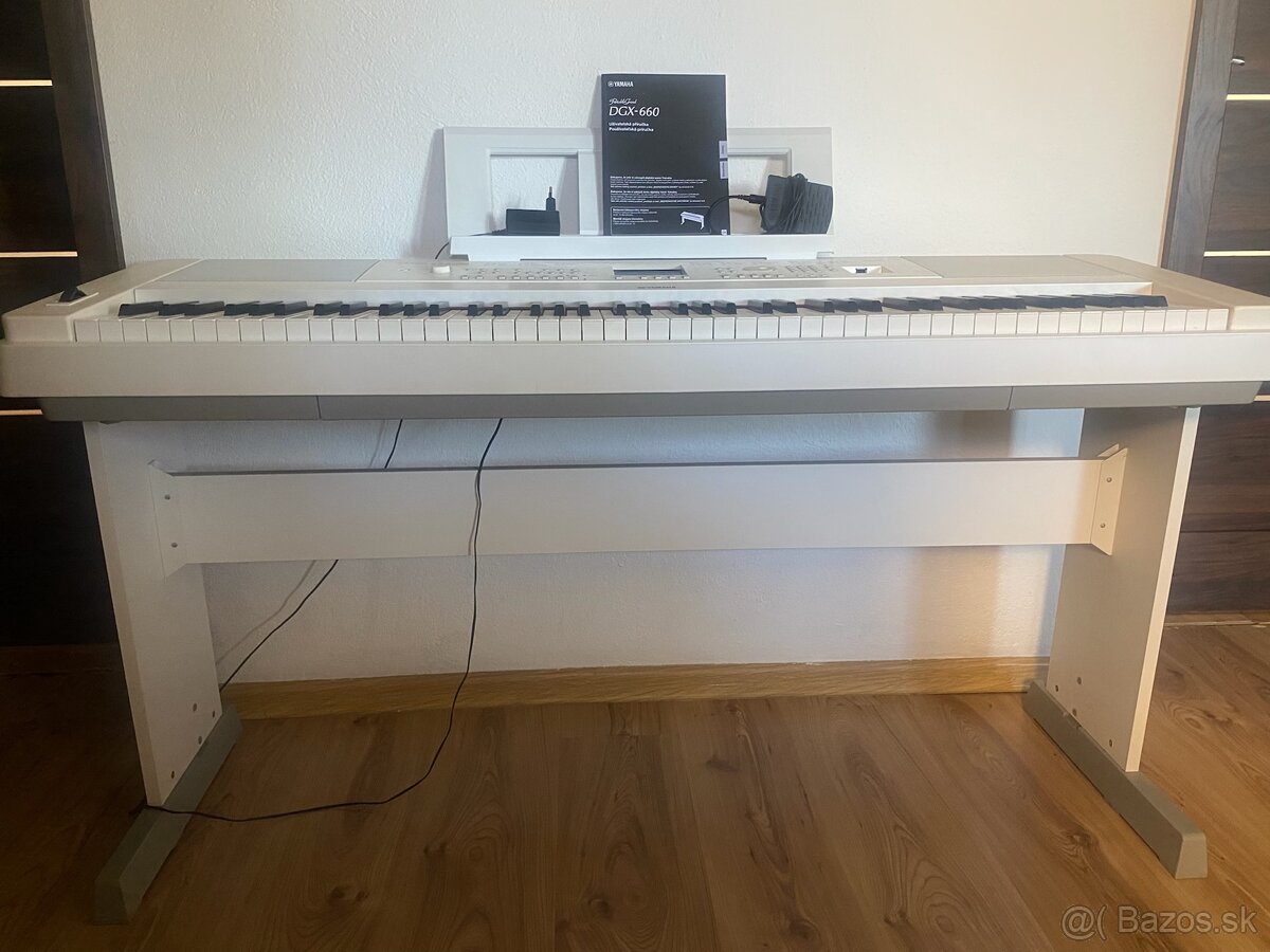 Yamaha piáno - 2