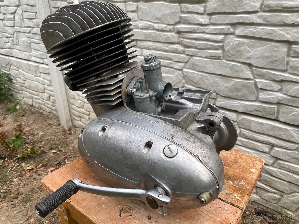 ČZ 250 typ 455 - 2