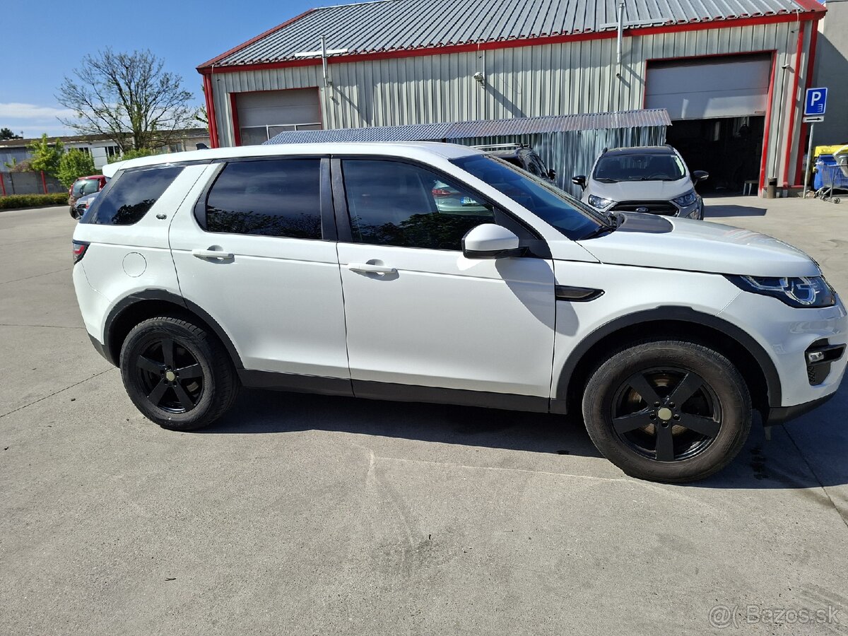 Land Rover Discovery Sport - 2