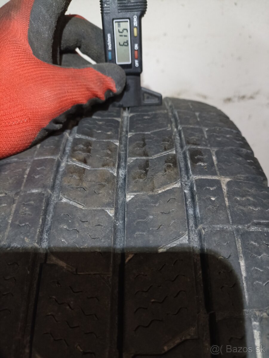 Kleber 215/65 R15C zimné - 2