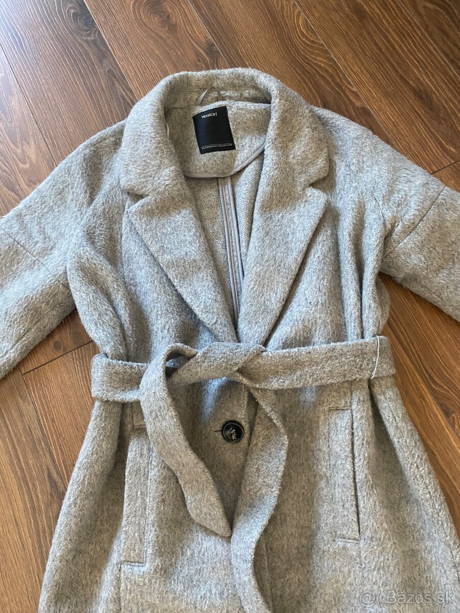 Kabát zn Yessica veľ 36 - 2