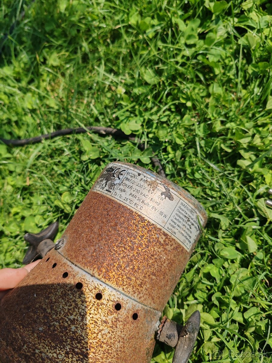 Halogénové svetlo na diely - 2