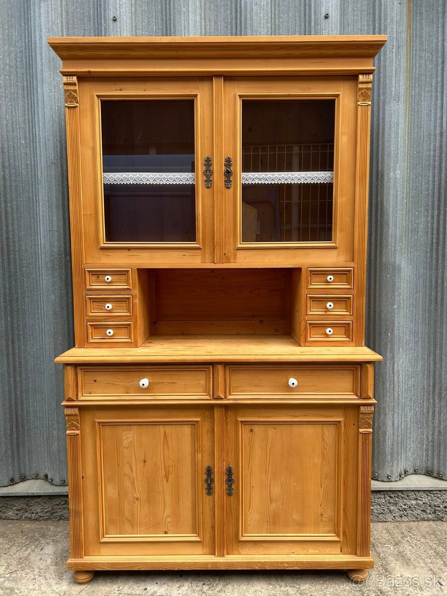Vidiecky kredenc- K93 - 2