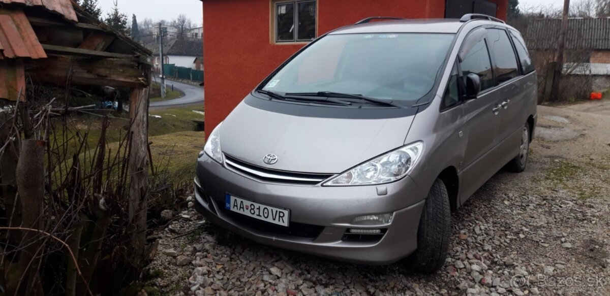 Toyota Previa - 2