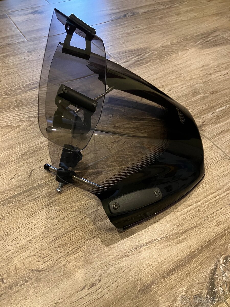 Univerzálne plexi s deflektorom - 2