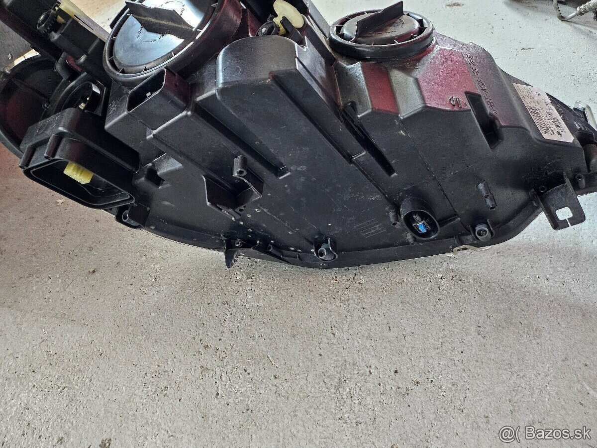 Ľavé predné svetlo bmw X6 E71 - 2