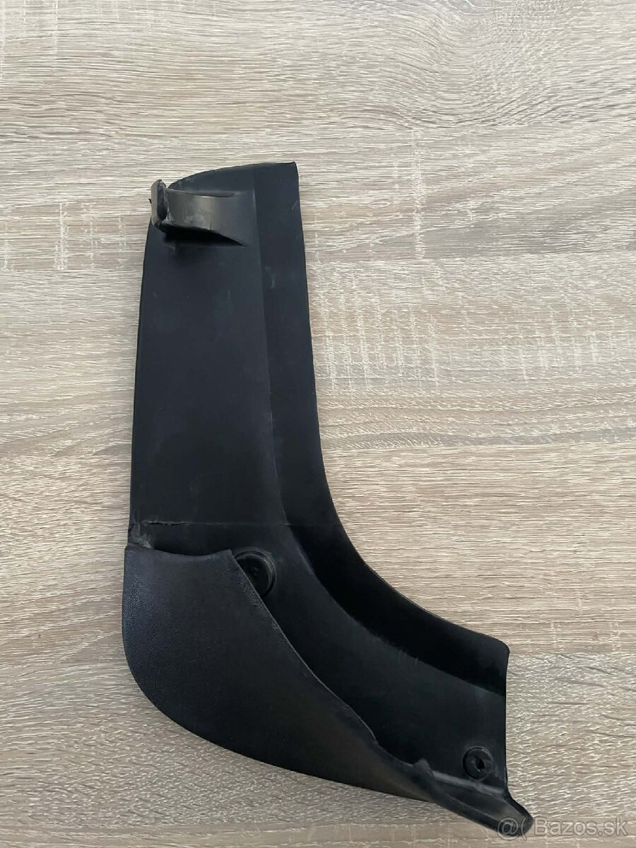 Zásterky kolies Audi A8/S8 D2
Cena:65eur - 2