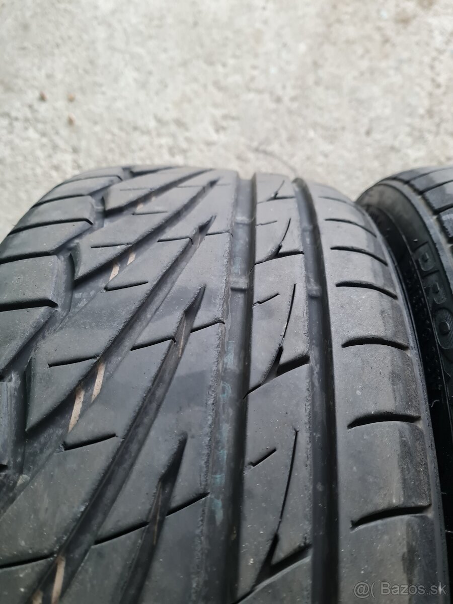 Letné pneu 225/35 r19 - 2