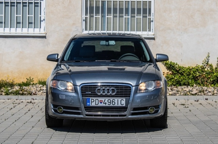 AUDI A4 2.0 TDI QUATTRO - 2