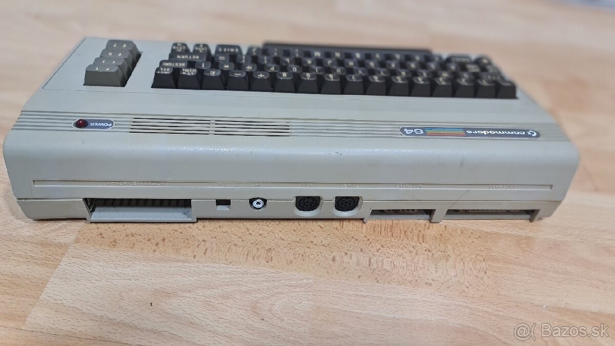 Predám Commodore C64 - 2