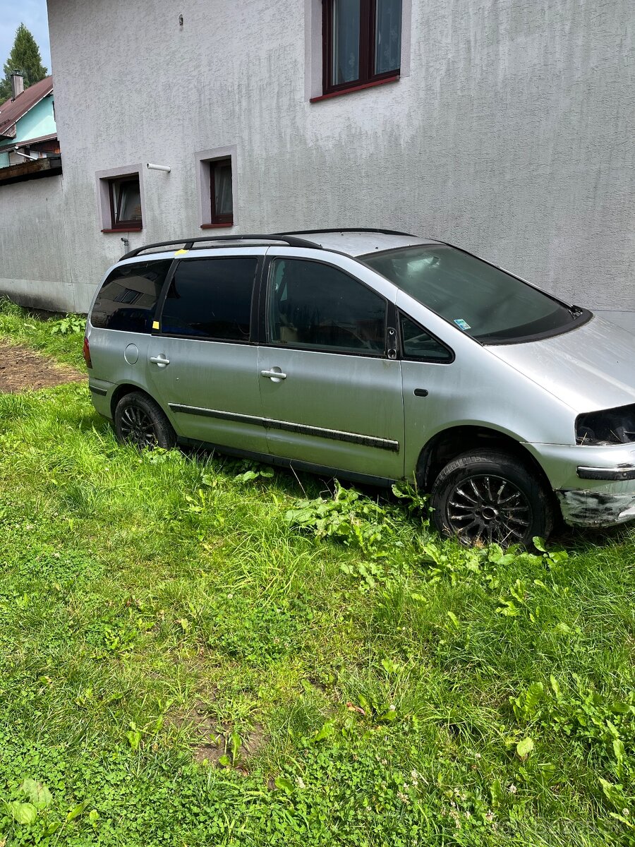 Sharan 1.9 TDi 85kw 4 motion - 2