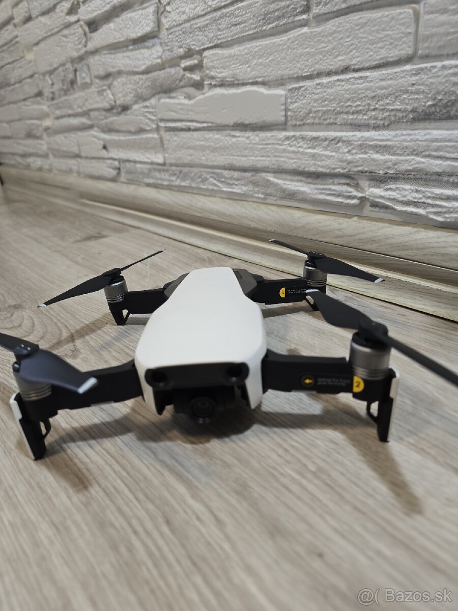 DJI Mavic Air Fly More Combo - - 2