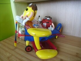 staré hračky, postavičky - 2