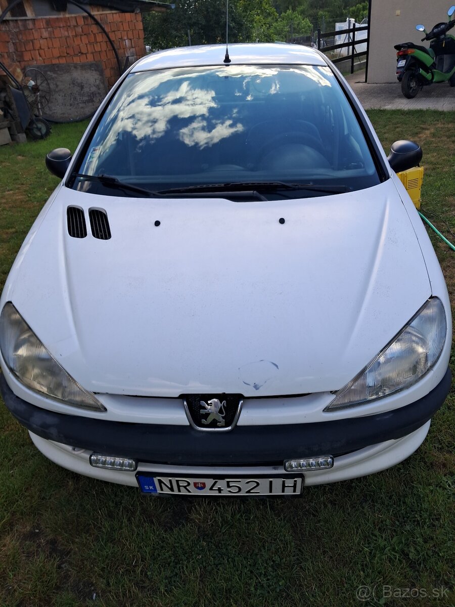 Predám peugeot 206 1.4 - 2