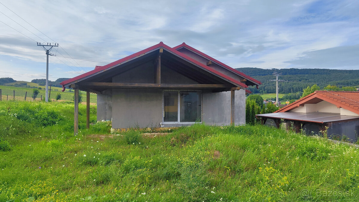 Rozostavaný 4 izbový rodinný dom na veľkorysom pozemku 1050 - 2