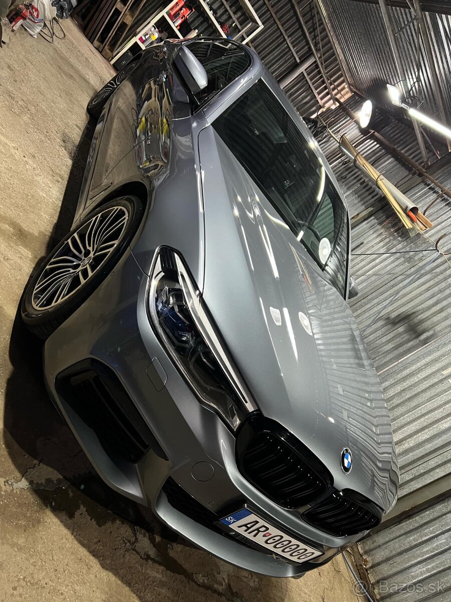 BMW 520D xDrive M-Packet - 2