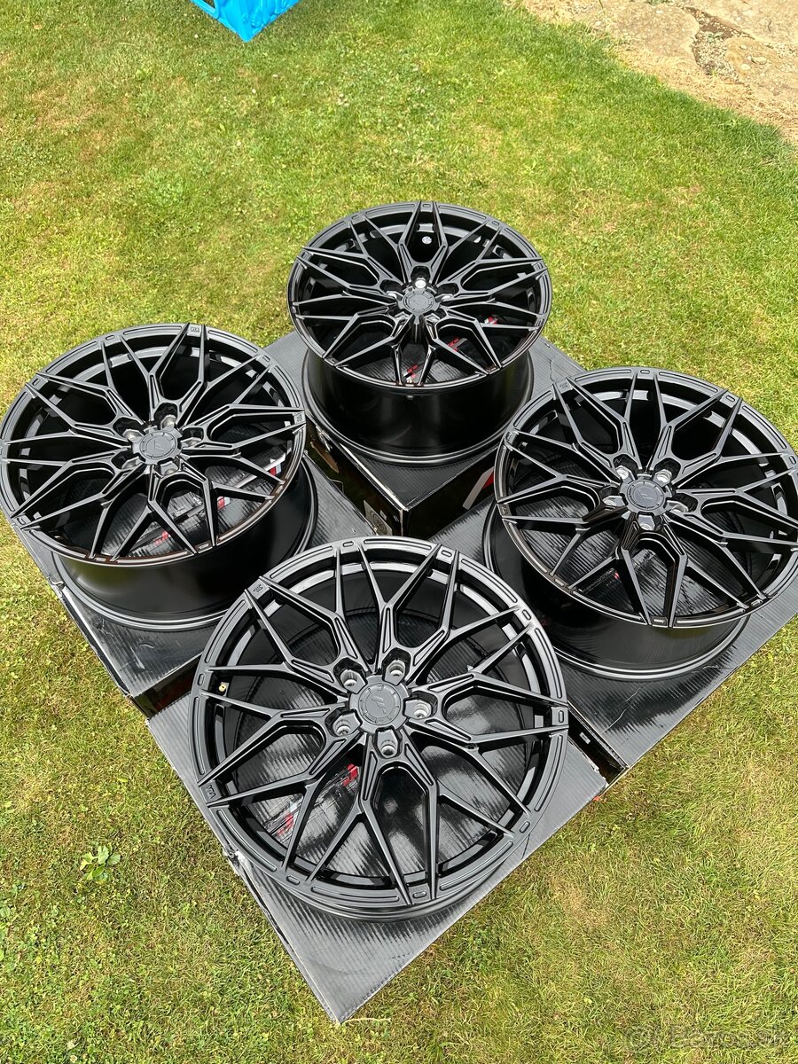 Predám disky Japan Racing JR46 R19 5x120 - 2