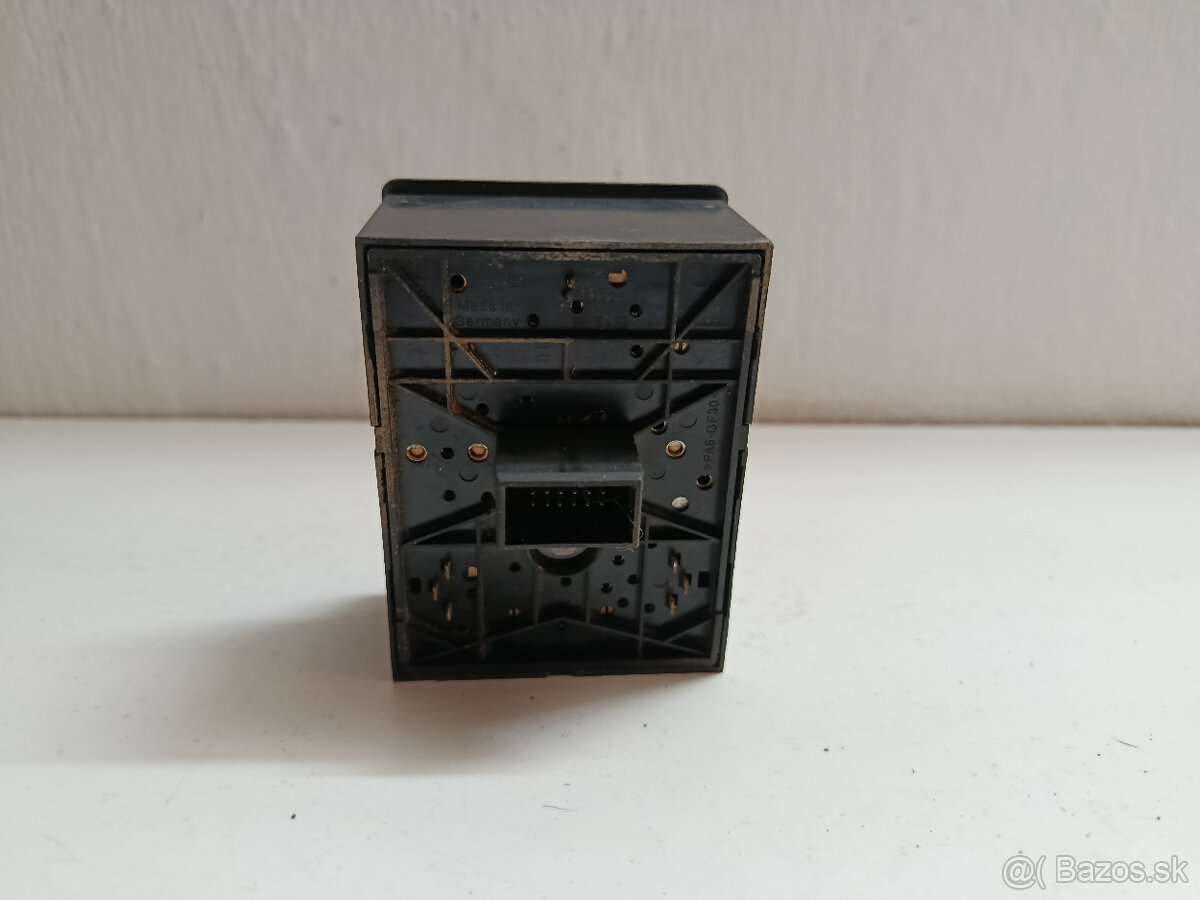 vypinac svetiel opel corsa c 9116612 20€ - 2