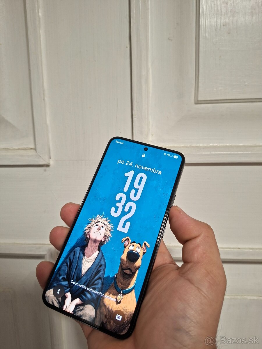 Samsung Galaxy S22 - 2