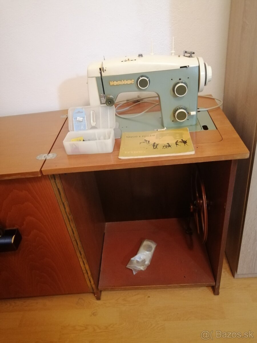 Predám šijací stroj - 2
