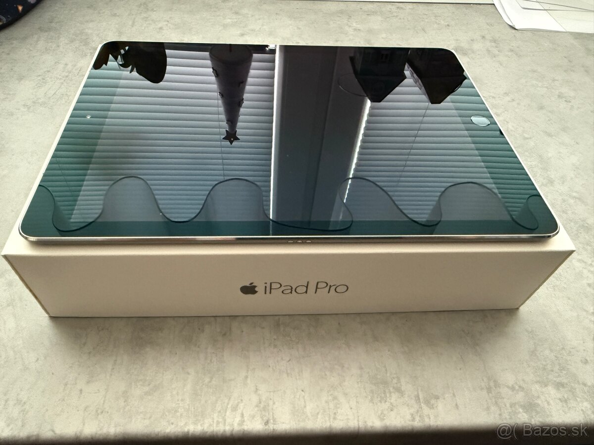 Apple iPad Pro 9,7 Wifi Cellular 128GB Space Gray - 2