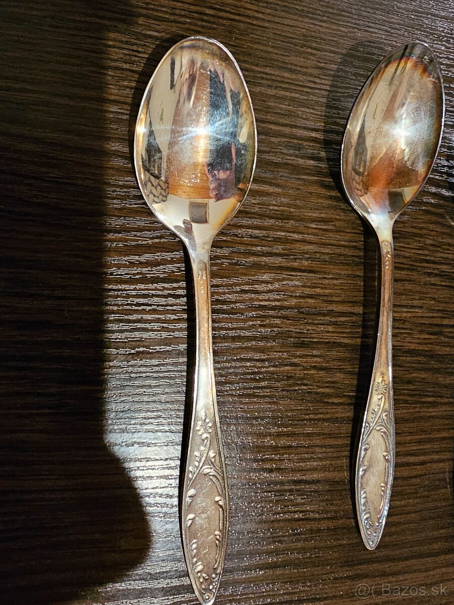 Pribor starozitny - 2