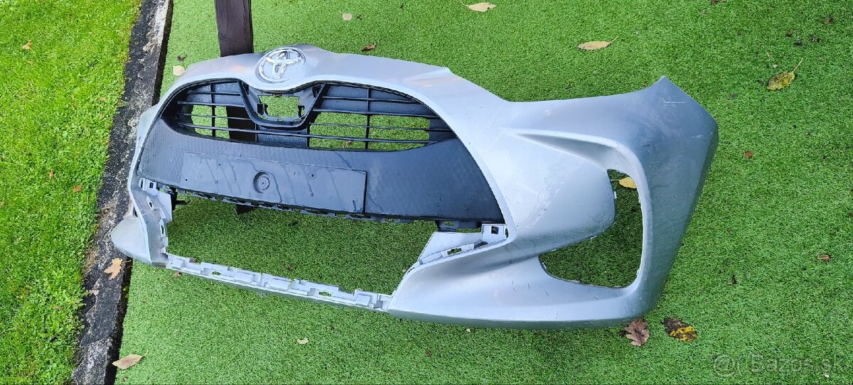 Nárazník Toyota Yaris - 2