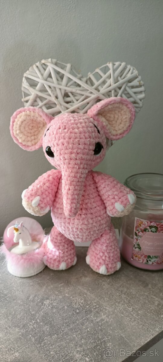 Háčkované hračky (slon) - 2