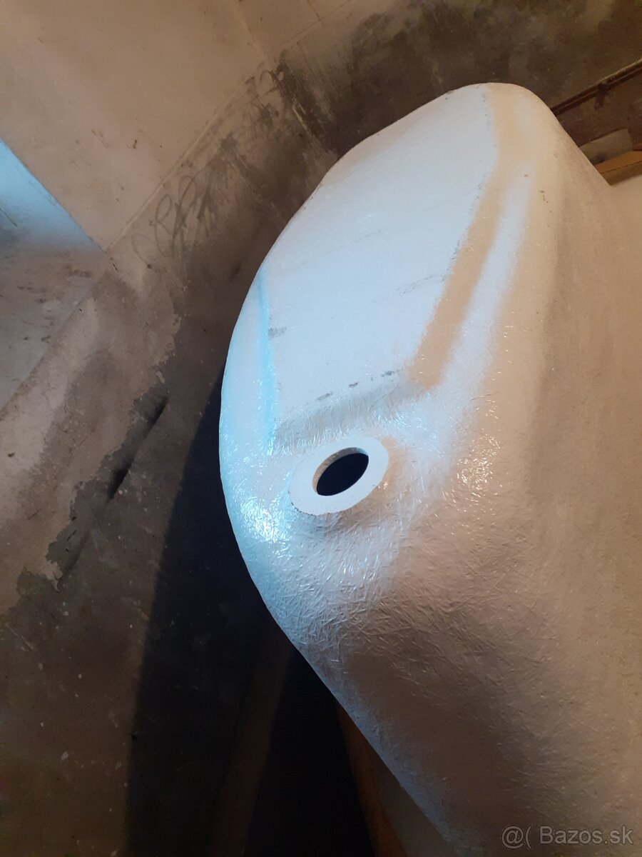 Predam novu vanu AVOCADO - 2