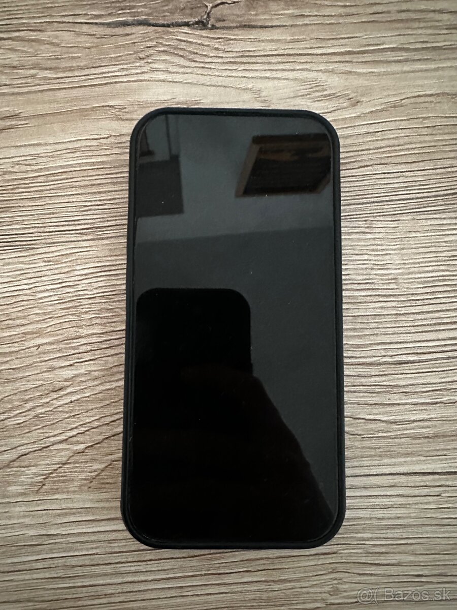 iPhone 15 – 128 GB – Black – 92 % batéria - 2