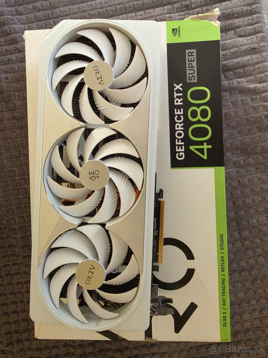 GeForce RTX™ 4080 SUPER AERO OC 16G White - 2