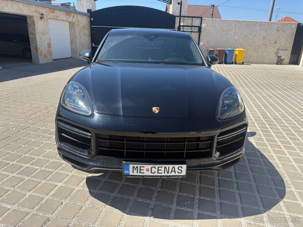 Porsche Cayenne Turbo - 2
