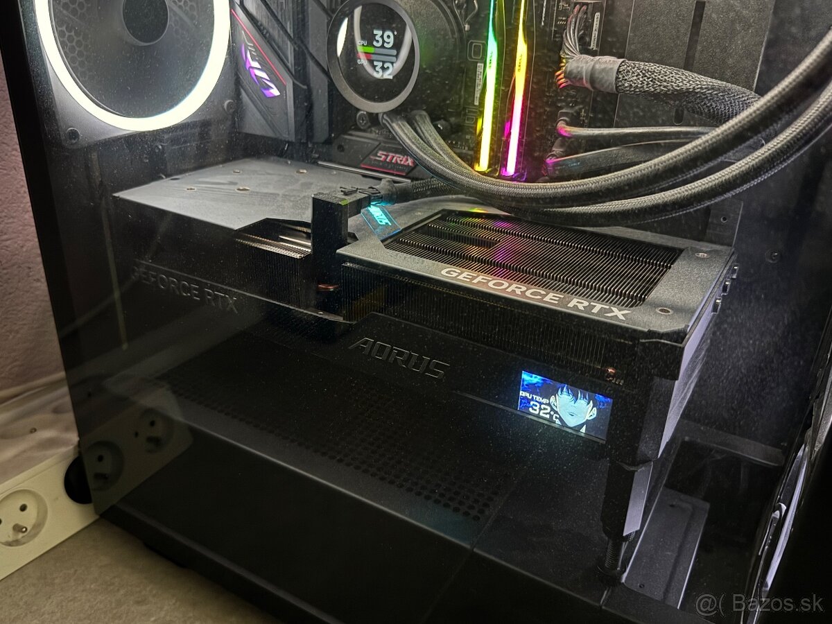 AORUS GeForce RTX 4070 Ti MASTER 12G - 2