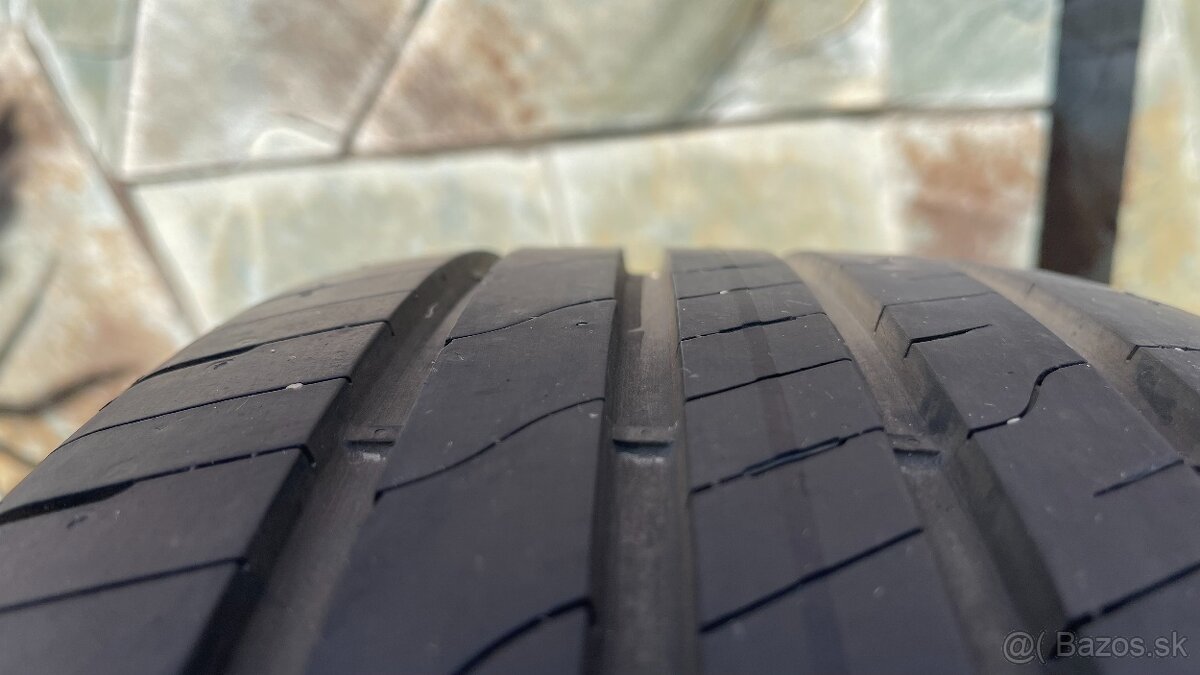 Goodyear EfficientGrip Perfomance 2 215/55 R18 - 2