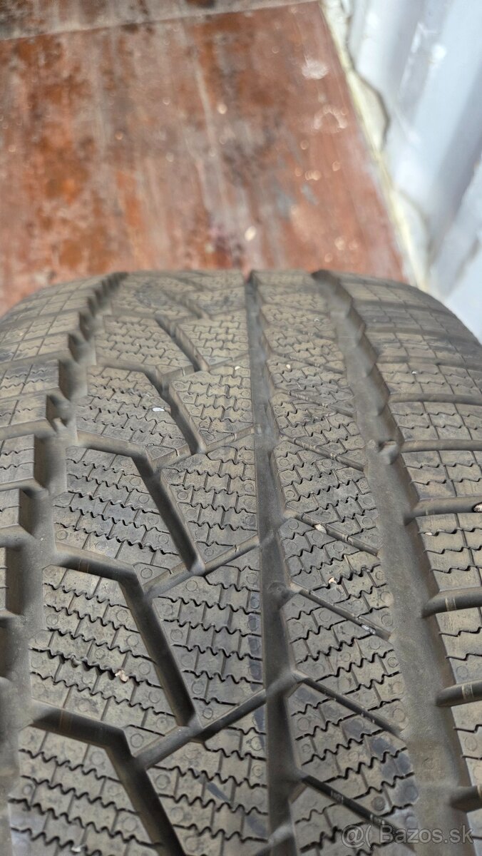 Continental Wintercontact 245/40 R19 - 2