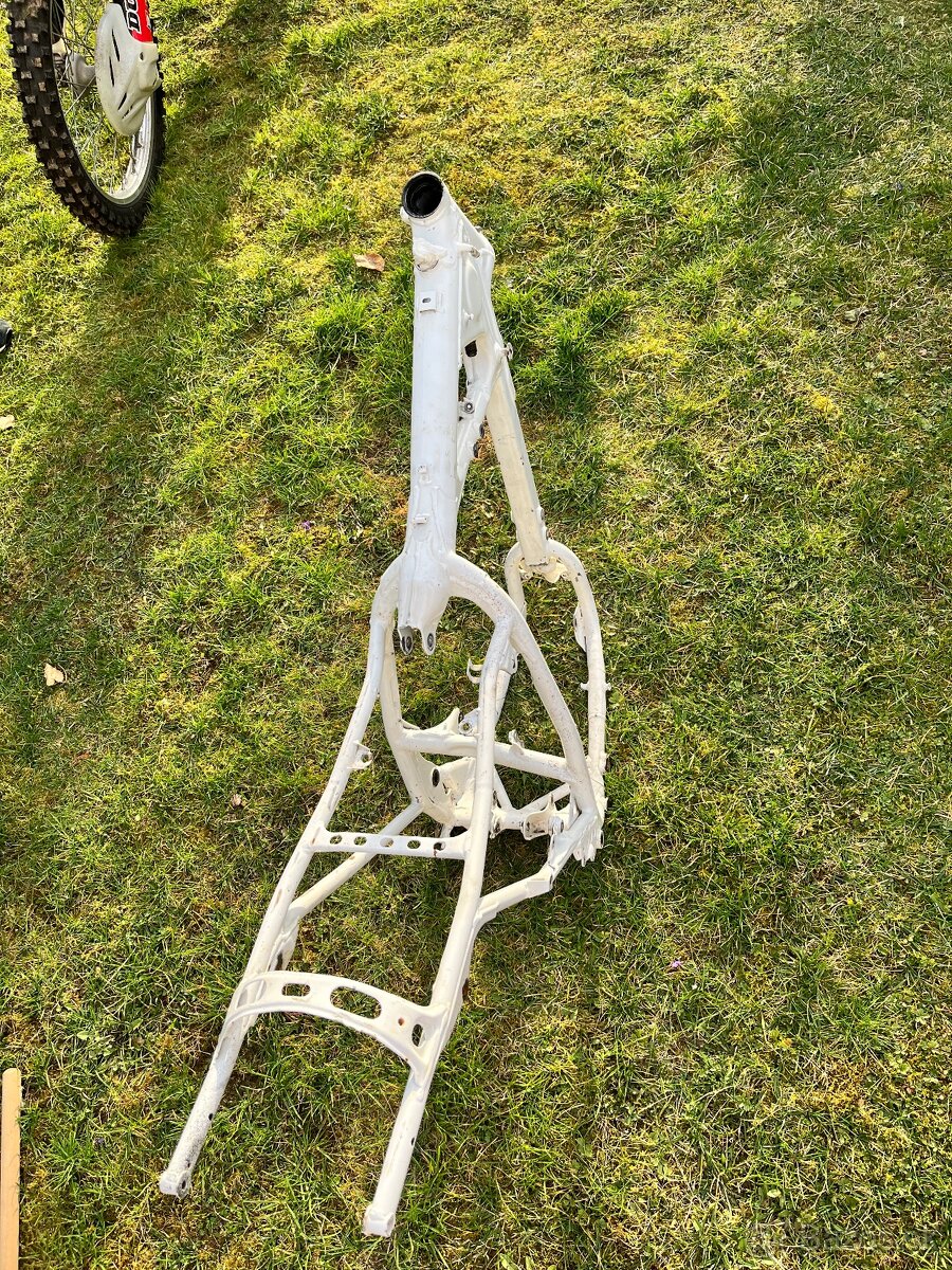 Rám Honda XR600 - 2