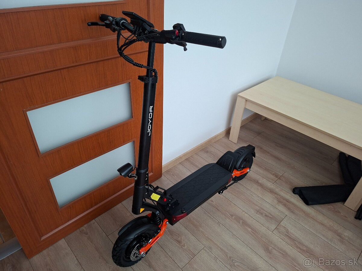 Elektrická kolobežka Joyor T10 - 2