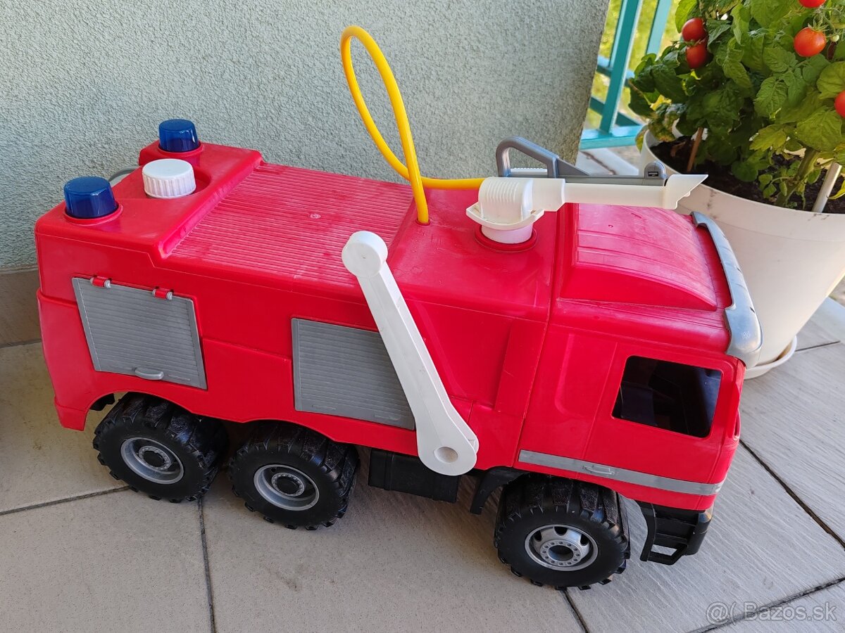 hasicske auto na vodu - 2