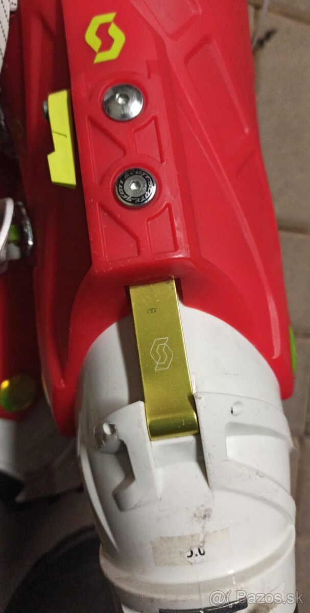 Scott Celeste W 25.0 - 2